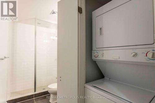 717 - 55 East Liberty Street, Toronto (Niagara), ON - Indoor Photo Showing Laundry Room