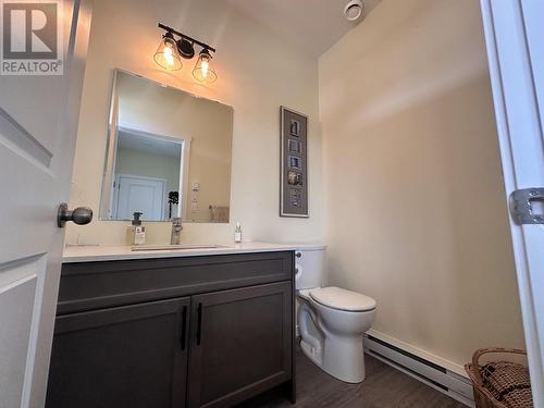 5105 Jolliffe Avenue, Terrace, BC - Indoor Photo Showing Bathroom