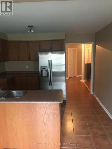 177 Vintage Gate, Brampton, ON - Indoor Photo Showing Kitchen