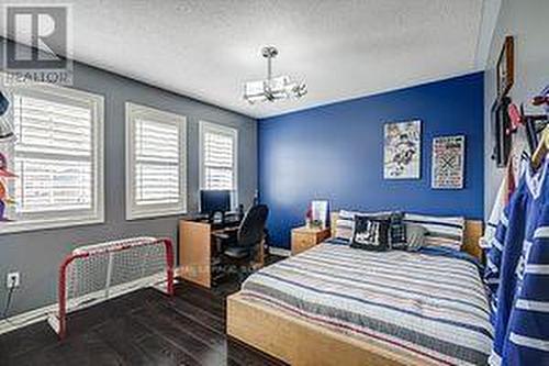 58 Hardgate Crescent, Brampton (Northwest Sandalwood Parkway), ON - Indoor Photo Showing Bedroom