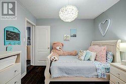 58 Hardgate Crescent, Brampton (Northwest Sandalwood Parkway), ON - Indoor Photo Showing Bedroom