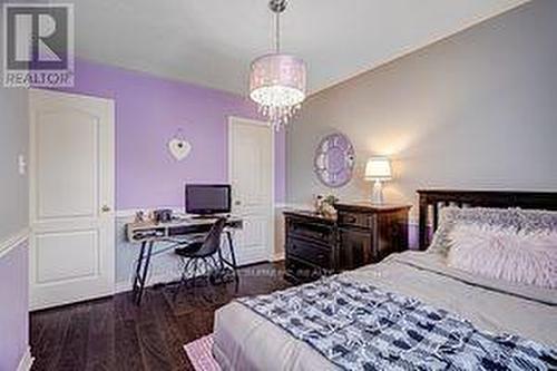 58 Hardgate Crescent, Brampton (Northwest Sandalwood Parkway), ON - Indoor Photo Showing Bedroom