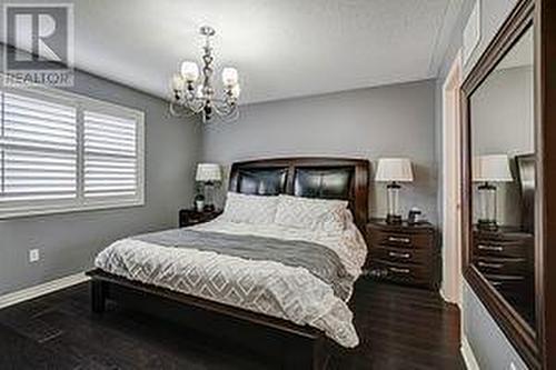 58 Hardgate Crescent, Brampton (Northwest Sandalwood Parkway), ON - Indoor Photo Showing Bedroom