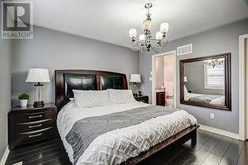 58 Hardgate Crescent, Brampton (Northwest Sandalwood Parkway), ON - Indoor Photo Showing Bedroom