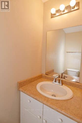 30 - 20 Kernohan Parkway, London, ON - Indoor Photo Showing Bathroom