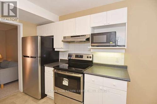 30 - 20 Kernohan Parkway, London, ON - Indoor Photo Showing Kitchen