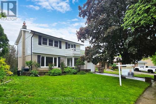 35 Moon Valley Drive, Toronto (West Humber-Clairville), ON - Outdoor With Facade