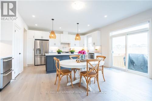 98 Cattail Crescent, Hamilton (Waterdown), ON - Indoor Photo Showing Other Room