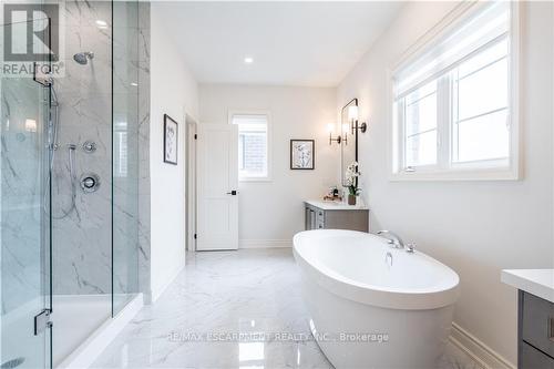 98 Cattail Crescent, Hamilton (Waterdown), ON - Indoor Photo Showing Bathroom