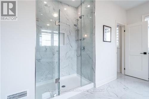 98 Cattail Crescent, Hamilton (Waterdown), ON - Indoor Photo Showing Bathroom