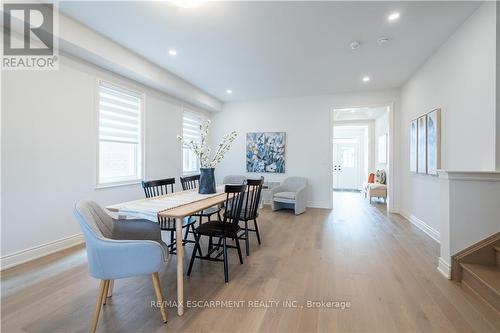 98 Cattail Crescent, Hamilton (Waterdown), ON - Indoor Photo Showing Dining Room