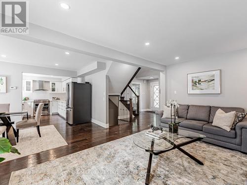 1 Hill Farm Road, King (Nobleton), ON - Indoor Photo Showing Living Room