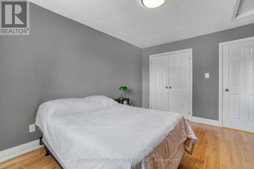 487 Fairview Road W, Mississauga (Fairview), ON - Indoor Photo Showing Bedroom