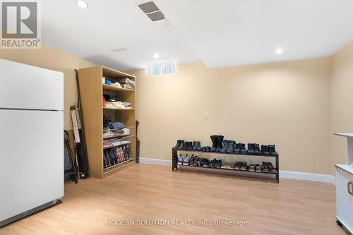 487 Fairview Road W, Mississauga (Fairview), ON - Indoor