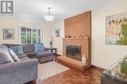 487 Fairview Road W, Mississauga (Fairview), ON - Indoor Photo Showing Living Room With Fireplace