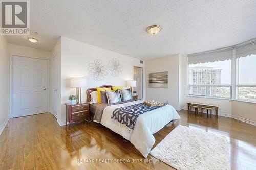 1705 - 35 Kingsbridge Garden Circle, Mississauga (Hurontario), ON - Indoor Photo Showing Bedroom