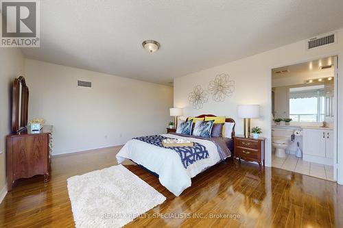 1705 - 35 Kingsbridge Garden Circle, Mississauga (Hurontario), ON - Indoor Photo Showing Bedroom