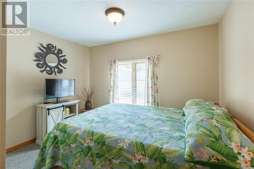 1153 Murphy Road, Sarnia, ON - Indoor Photo Showing Bedroom