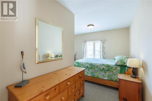 1153 Murphy Road, Sarnia, ON - Indoor Photo Showing Bedroom