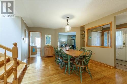 1153 Murphy Road, Sarnia, ON - Indoor Photo Showing Dining Room