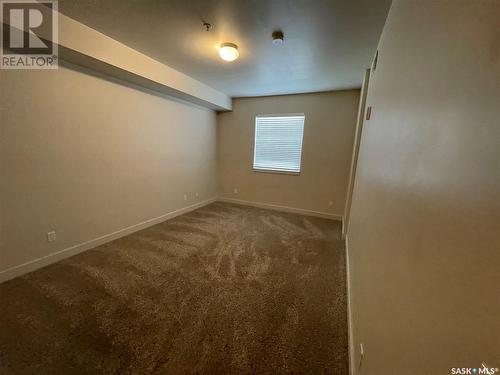 105 71 Riverwood Drive, Weyburn, SK - Indoor Photo Showing Other Room