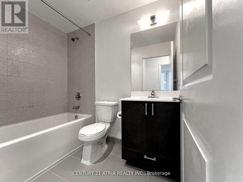 420 - 50 Ann O'Reilly Road S, Toronto (Henry Farm), ON - Indoor Photo Showing Bathroom