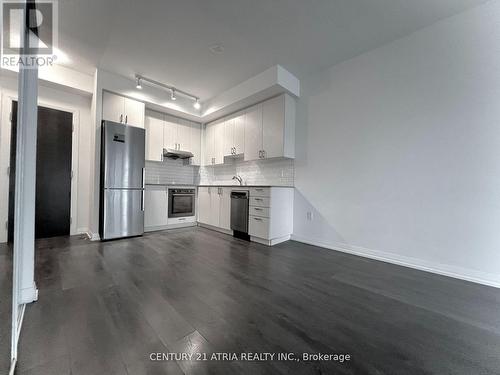 420 - 50 Ann O'Reilly Road S, Toronto (Henry Farm), ON - Indoor Photo Showing Kitchen With Stainless Steel Kitchen With Upgraded Kitchen