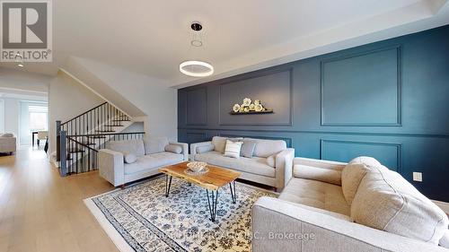 12 Chimney Swift Court, Toronto (Princess-Rosethorn), ON - Indoor Photo Showing Living Room