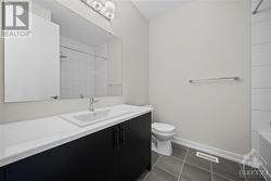 Upper Level Full Bath - 