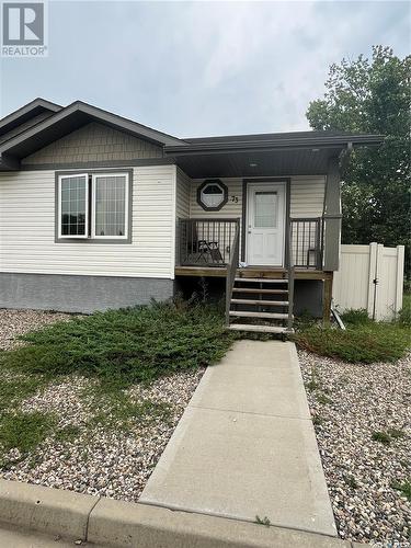 11 73 Cameron Way, Yorkton, SK - Outdoor With Deck Patio Veranda