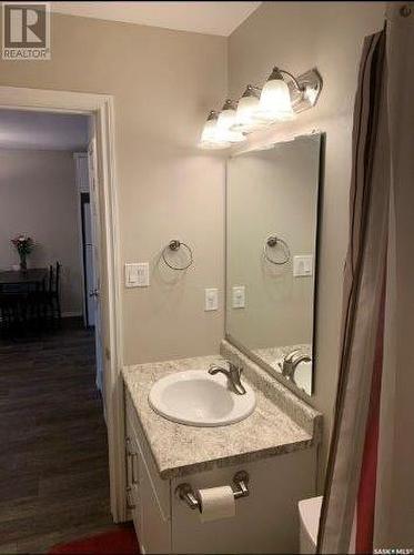 29 72 Cameron Way, Yorkton, SK - Indoor Photo Showing Bathroom