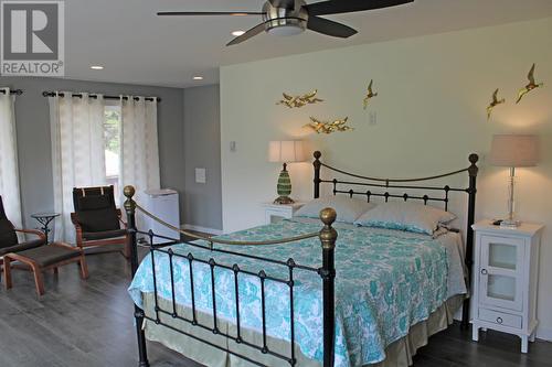 3288 Holbrook Road, Kamloops, BC - Indoor Photo Showing Bedroom