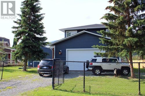 3288 Holbrook Road, Kamloops, BC - Outdoor