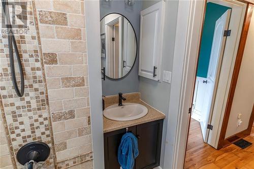 343 Irving Street, Pembroke, ON - Indoor Photo Showing Bathroom