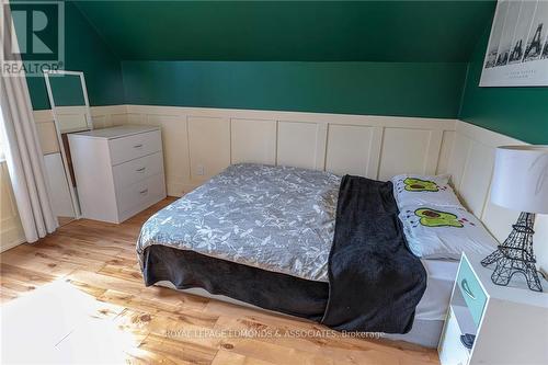 343 Irving Street, Pembroke, ON - Indoor Photo Showing Bedroom