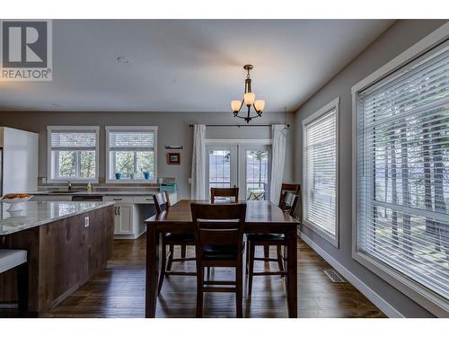 7265 Dunwaters Drive, Kelowna, BC - Indoor Photo Showing Dining Room