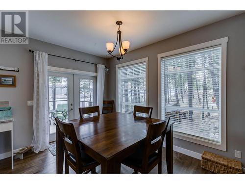 7265 Dunwaters Drive, Kelowna, BC - Indoor Photo Showing Dining Room