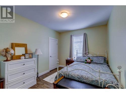 7265 Dunwaters Drive, Kelowna, BC - Indoor Photo Showing Bedroom