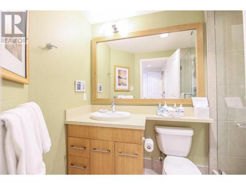 15 Park Place Unit# 304, Osoyoos, BC - Indoor Photo Showing Bathroom