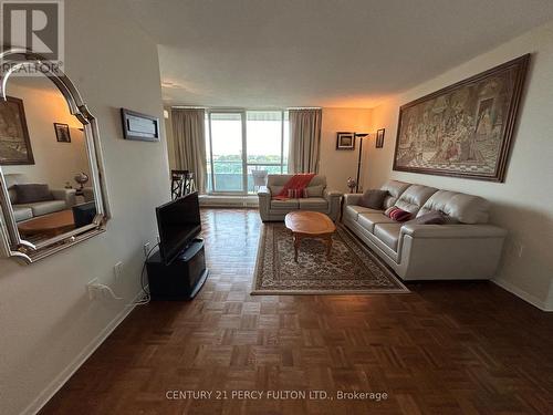 902 - 44 Longbourne Drive, Toronto (Willowridge-Martingrove-Richview), ON - Indoor Photo Showing Living Room