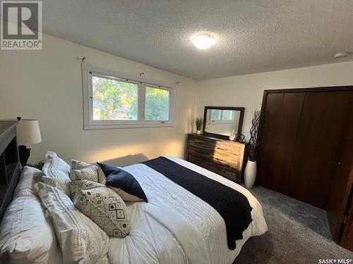 6 Rutley Street, Regina, SK - Indoor Photo Showing Bedroom