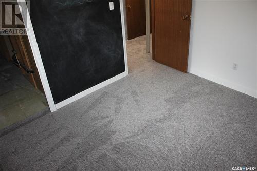 6 Rutley Street, Regina, SK - Indoor Photo Showing Other Room