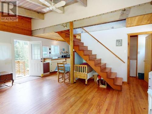 9773 Pryor Road, Powell River, BC - Indoor