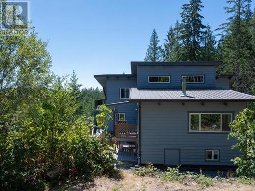 9773 Pryor Road, Powell River, BC - Outdoor