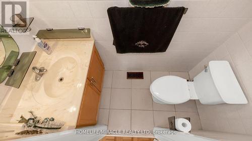 1442 Emerson Lane, Mississauga (East Credit), ON - Indoor Photo Showing Bathroom