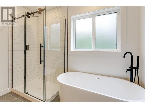 10 Wilson Street, Kitimat, BC - Indoor Photo Showing Bathroom