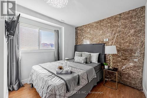 6 Songsparrow Drive, Brampton (Fletcher'S Creek South), ON - Indoor Photo Showing Bedroom