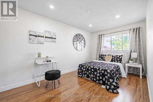 6 Songsparrow Drive, Brampton (Fletcher'S Creek South), ON - Indoor Photo Showing Bedroom