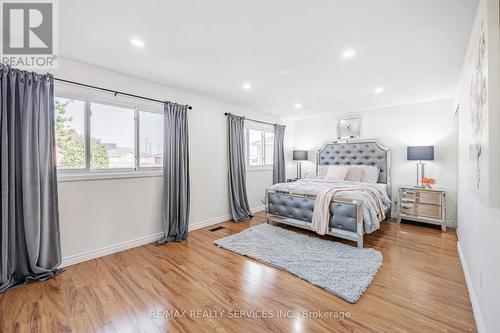 6 Songsparrow Drive, Brampton (Fletcher'S Creek South), ON - Indoor Photo Showing Bedroom