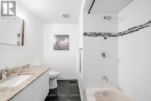 6 Songsparrow Drive, Brampton (Fletcher'S Creek South), ON - Indoor Photo Showing Bathroom